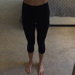 Nike Dri-Fit Cropped Leggings